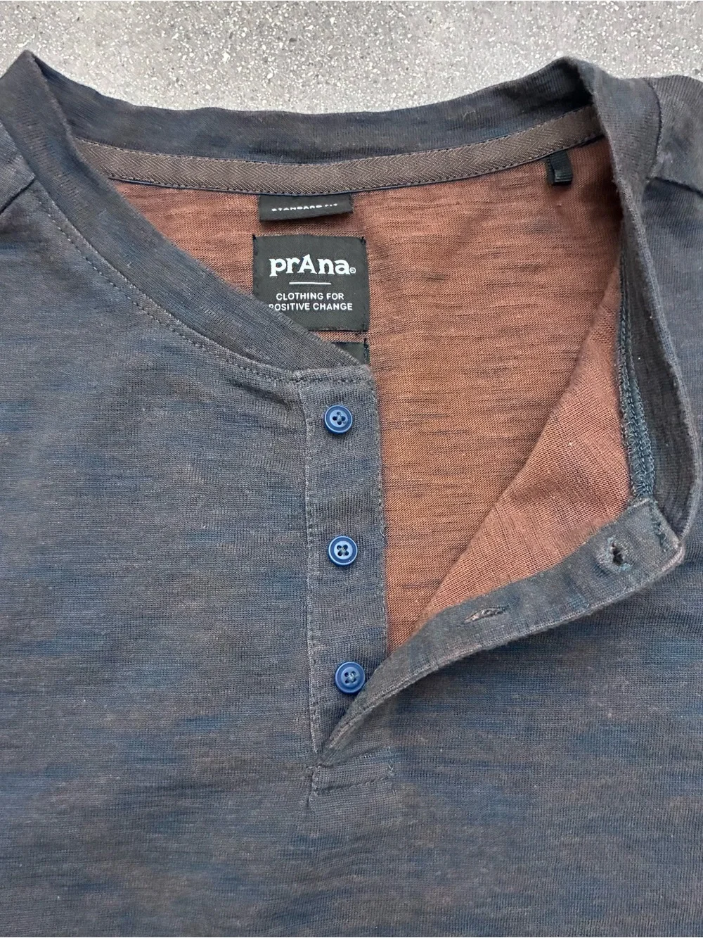 Prana Men’s Medium Ronnie Henley Long Sleeve Button Cotton Dark Sky Heather‎